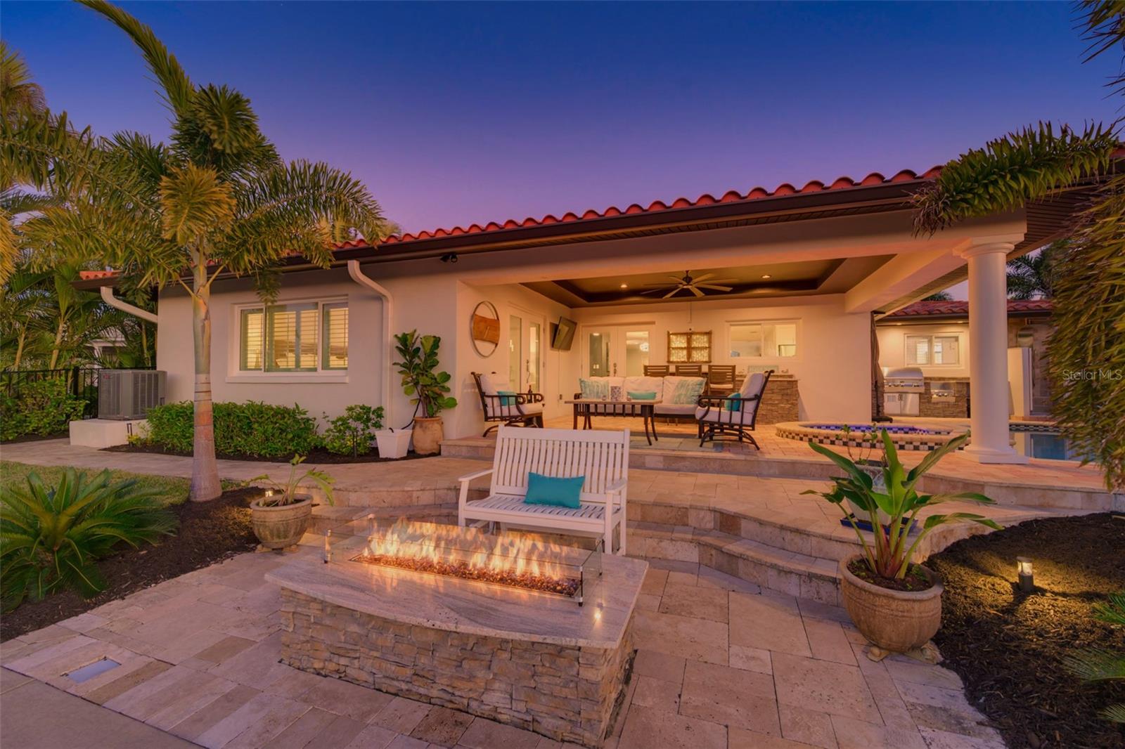 1963 MICHIGAN AVENUE NE