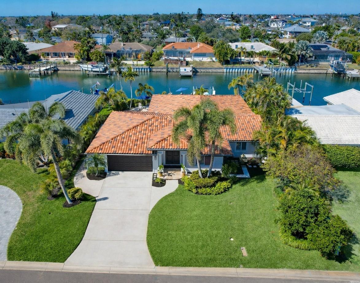 VENETIAN ISLES - Residential