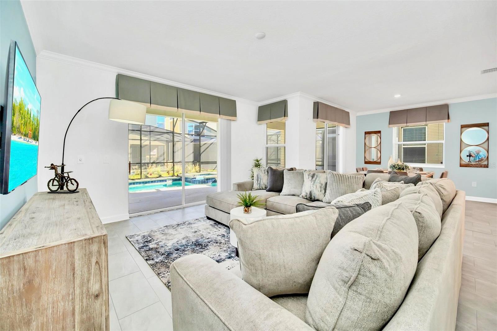 COVE AT STOREY LAKE 5 - Residential