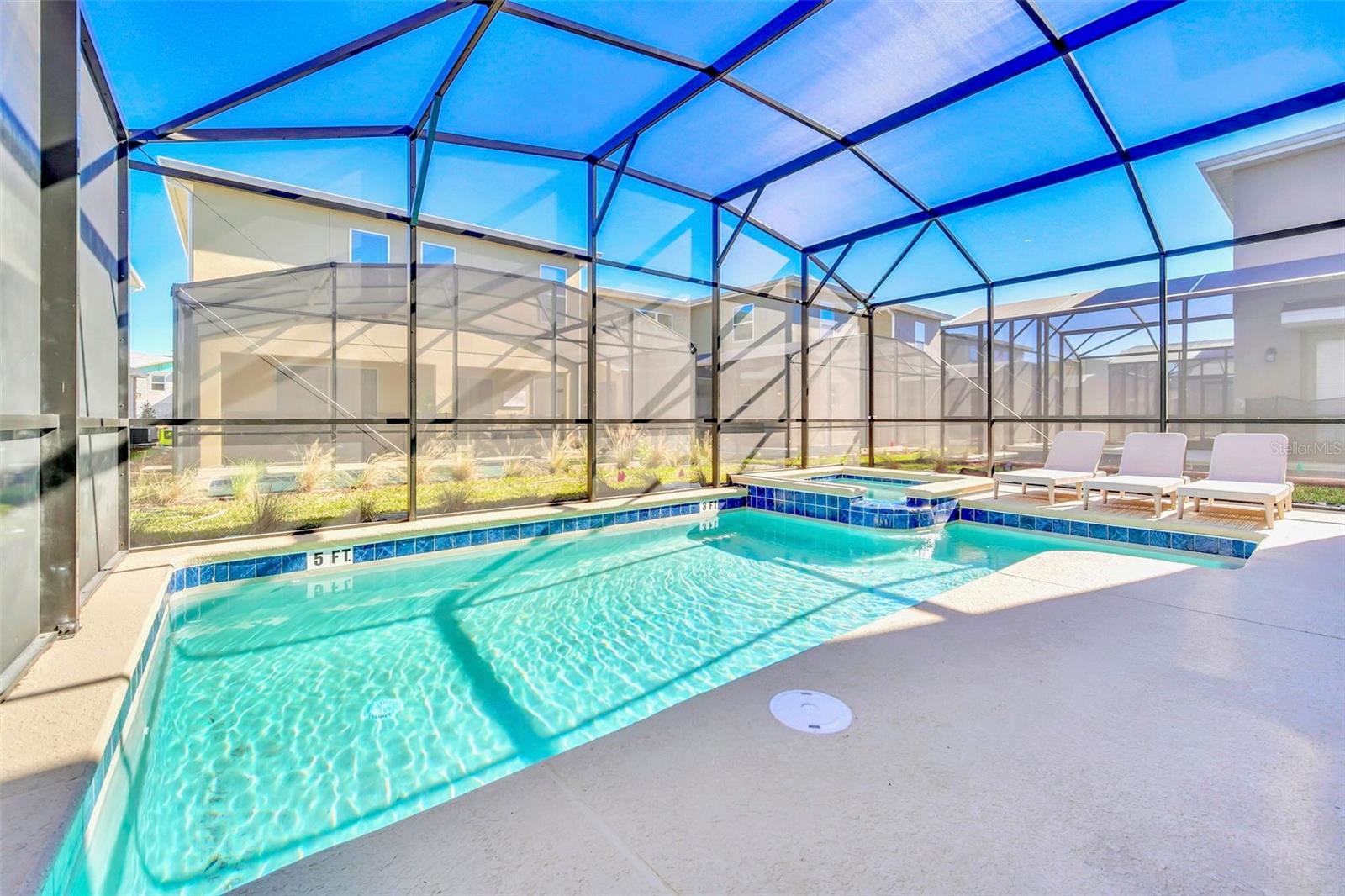 COVE AT STOREY LAKE 5 - Residential