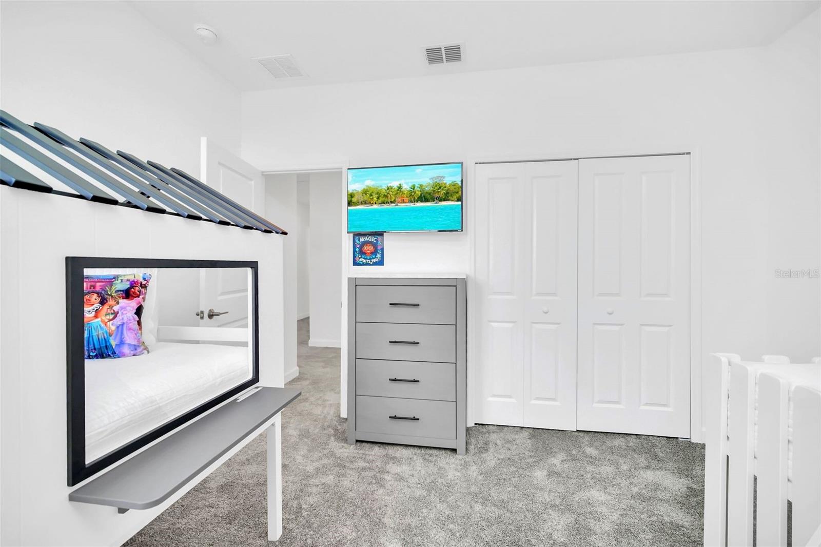 COVE AT STOREY LAKE 5 - Residential