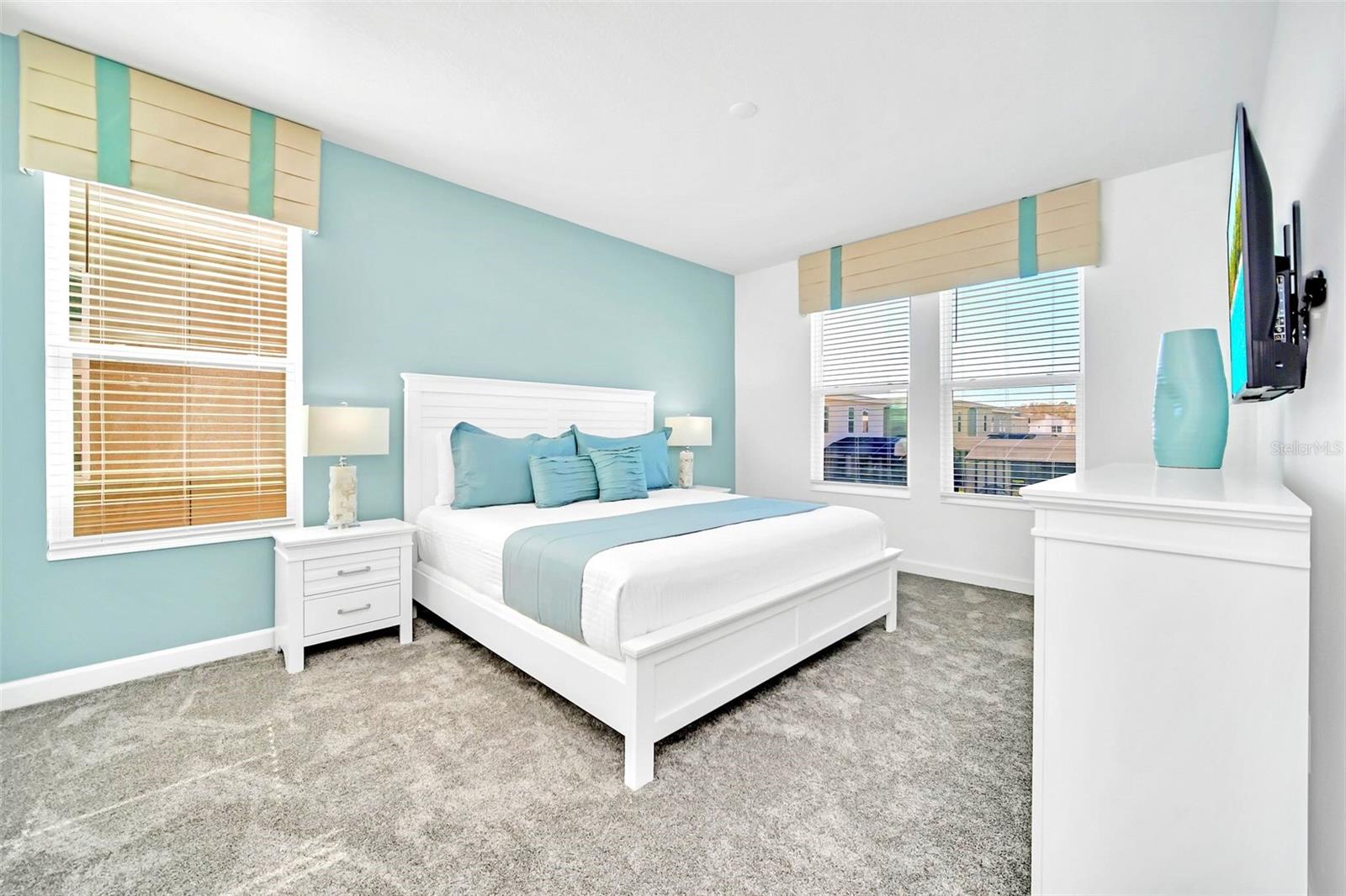 COVE AT STOREY LAKE 5 - Residential