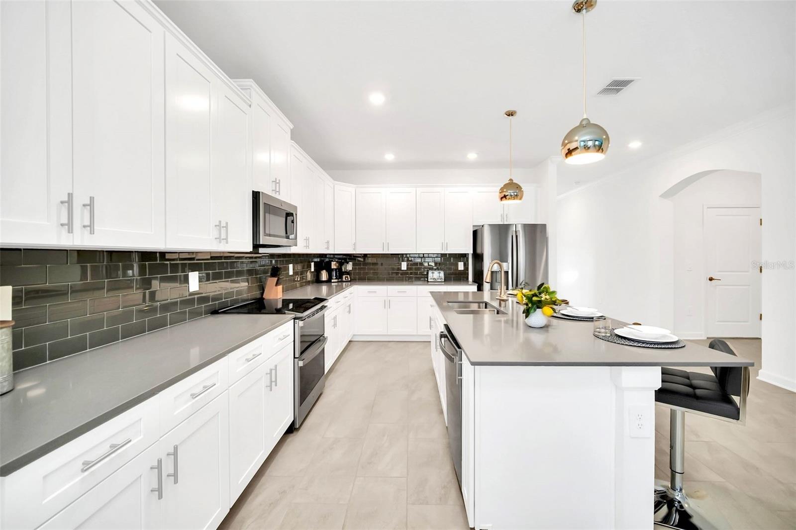 COVE AT STOREY LAKE 5 - Residential