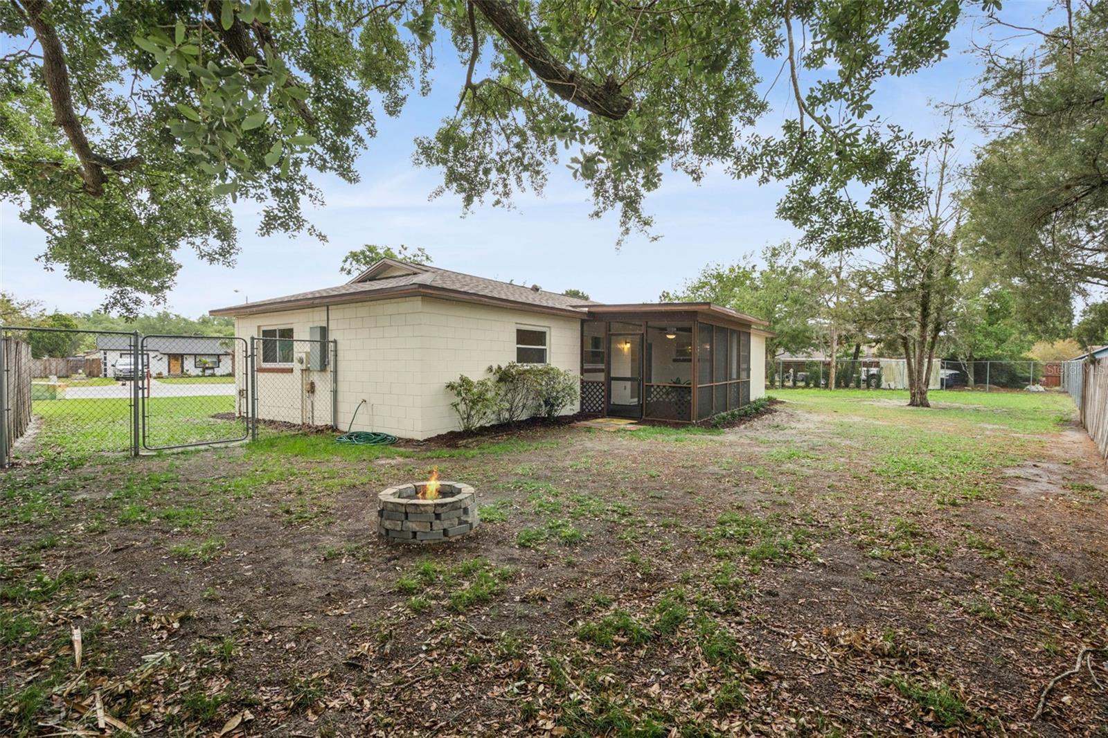 ARBOR RIDGE WEST - Residential