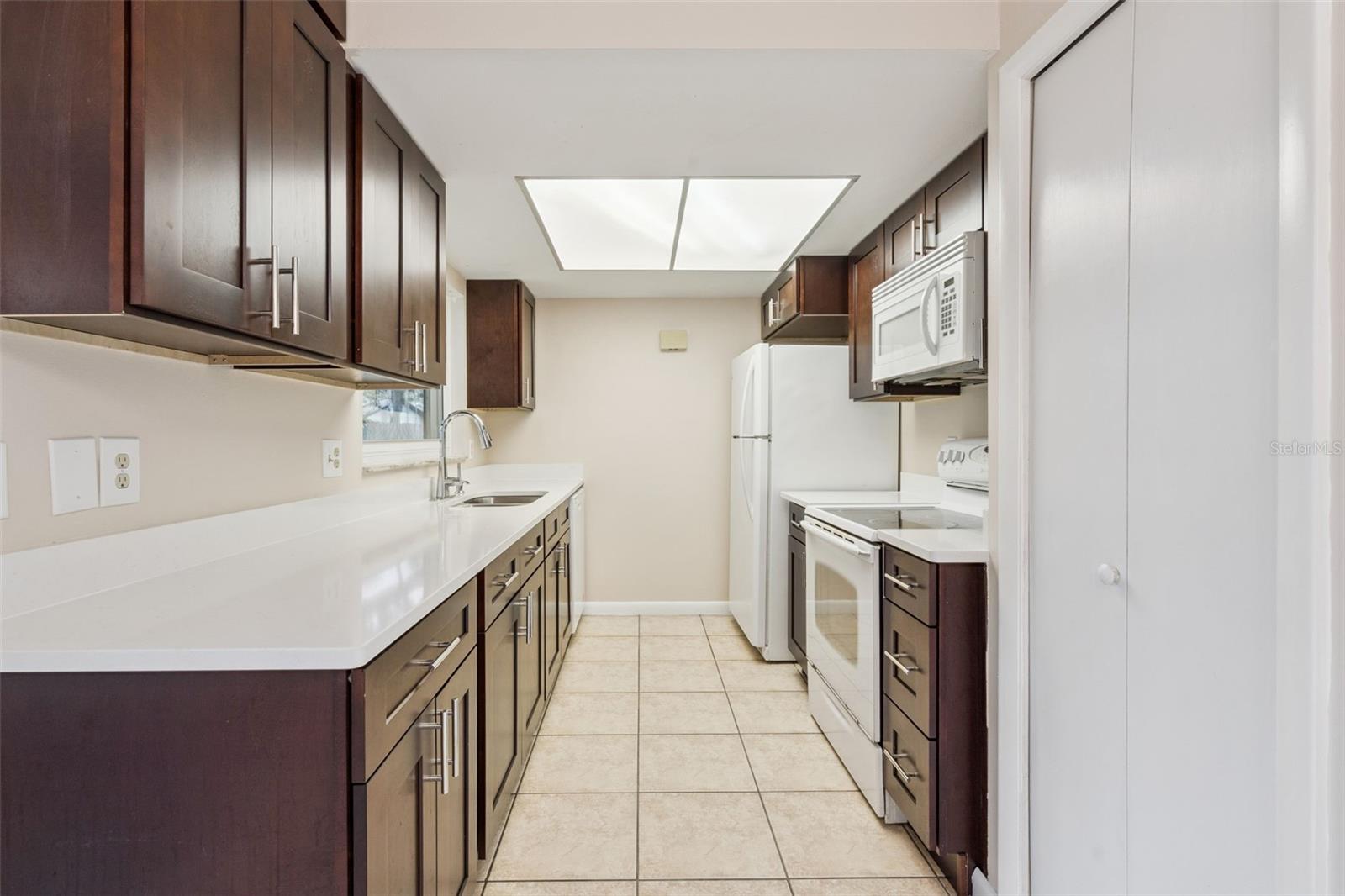 ARBOR RIDGE WEST - Residential