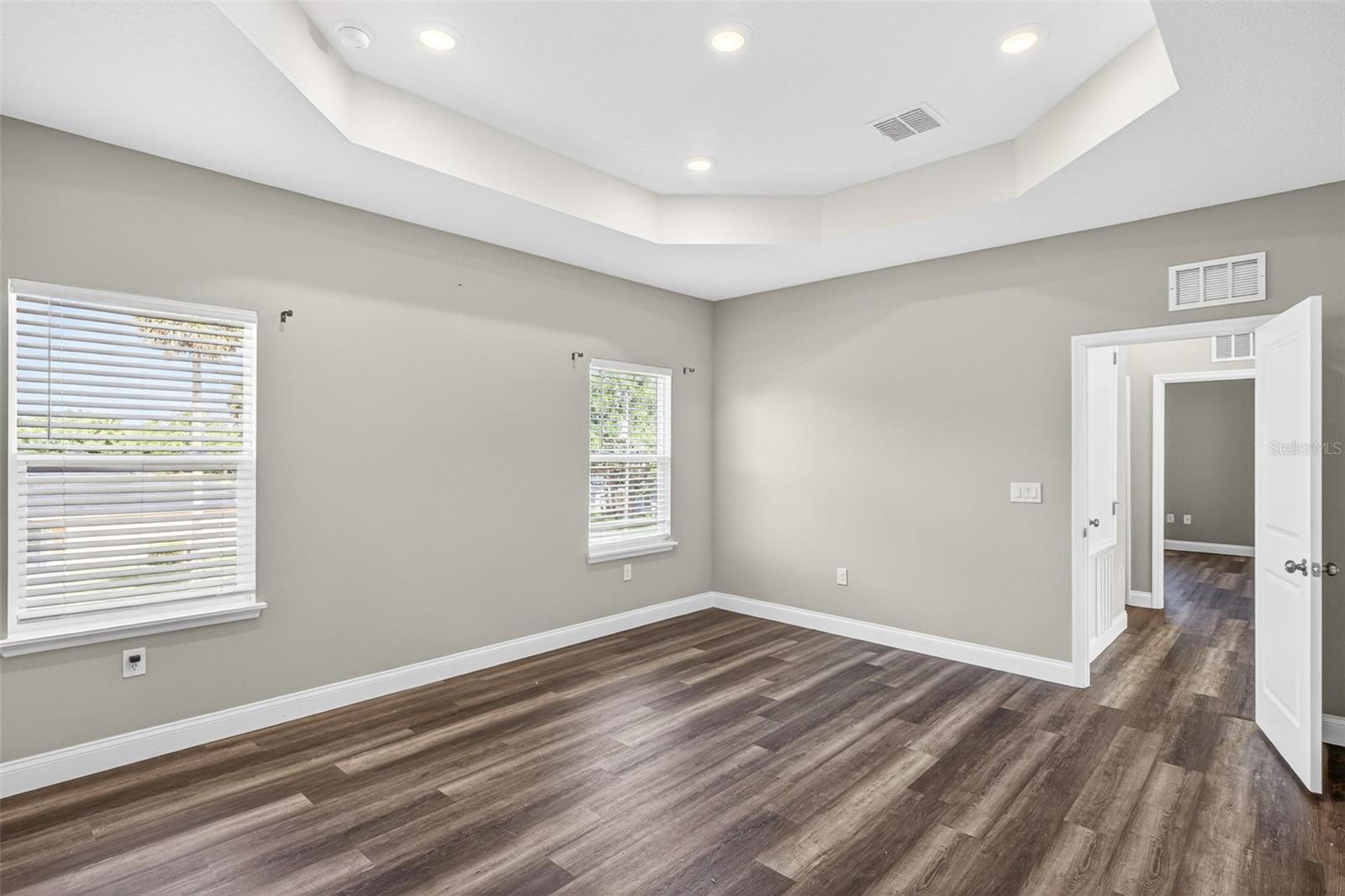 SEMINOLE PARK - Residential