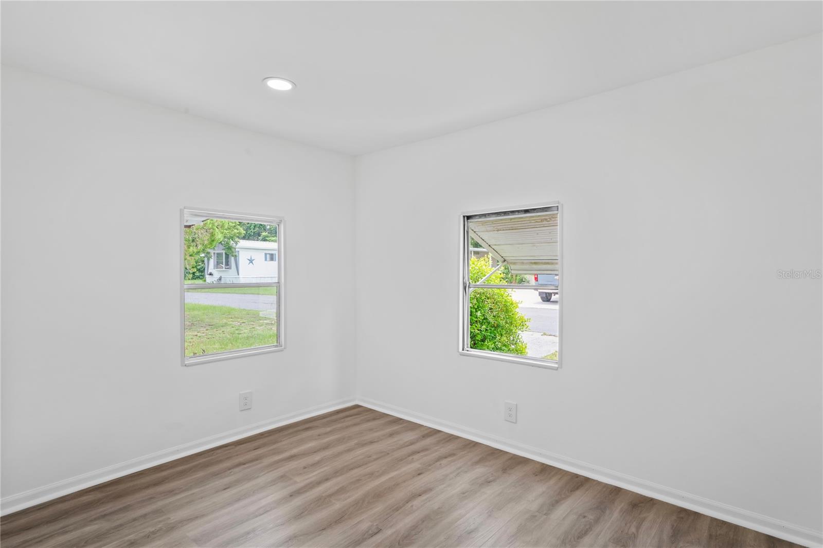 PALMS MOBILE HOME ESTATES - Residential