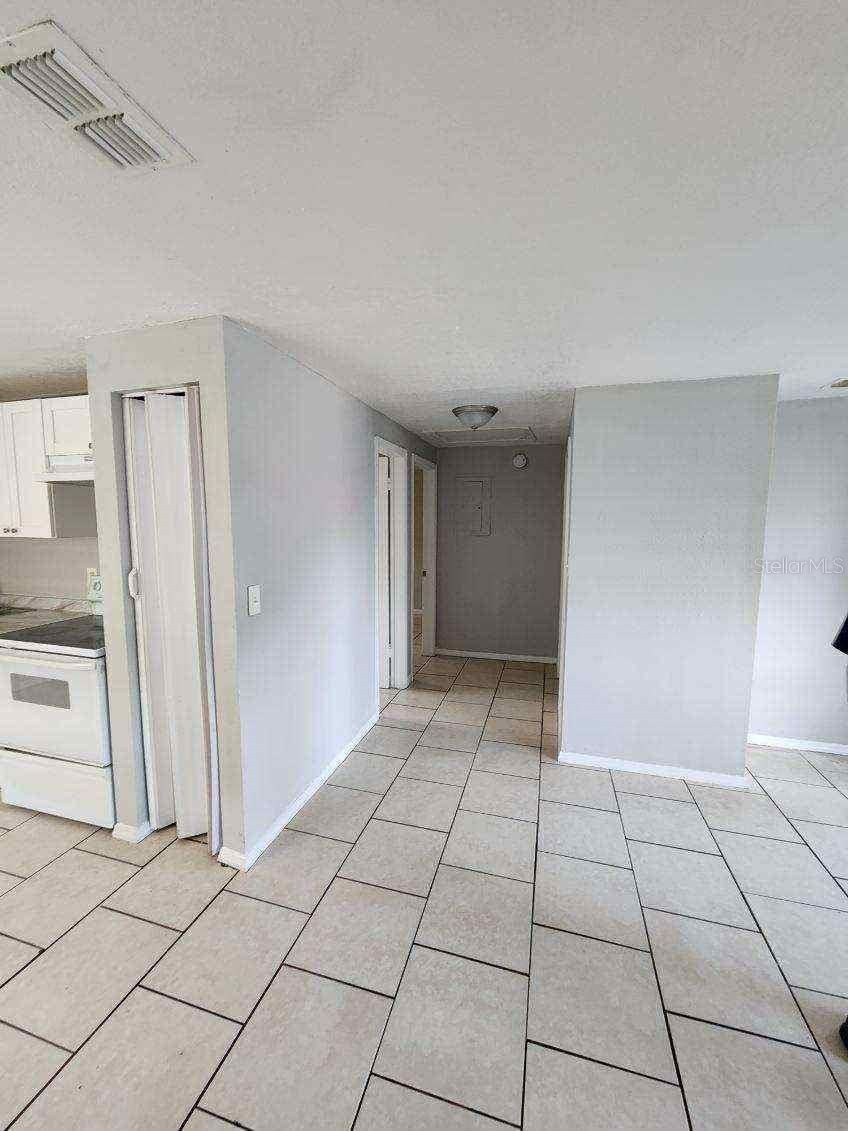 HILLSBOROUGH HEIGHTS EAST A RE - Residential Lease