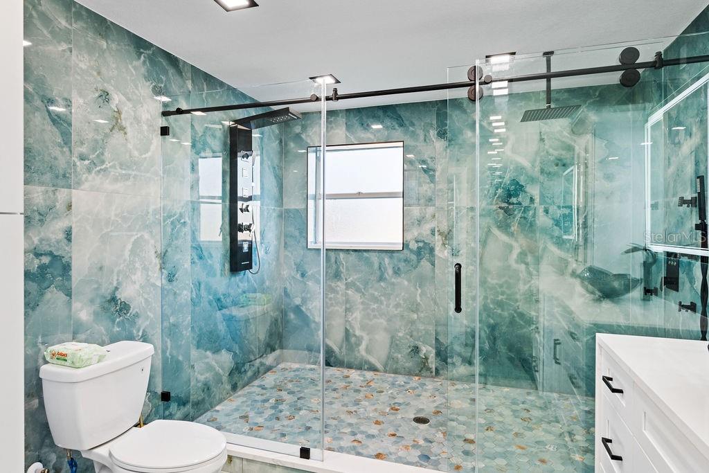 2FV | BRENTWOOD HILLS TRACT F UNIT 1 - Residential