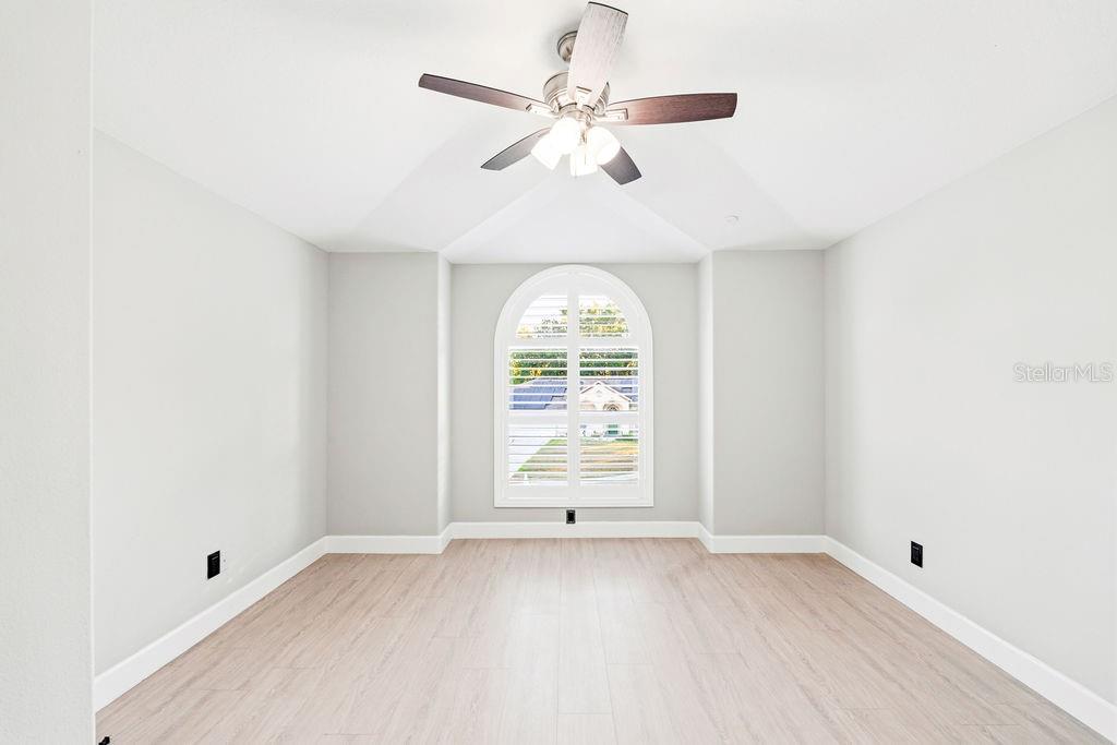 2FV | BRENTWOOD HILLS TRACT F UNIT 1 - Residential