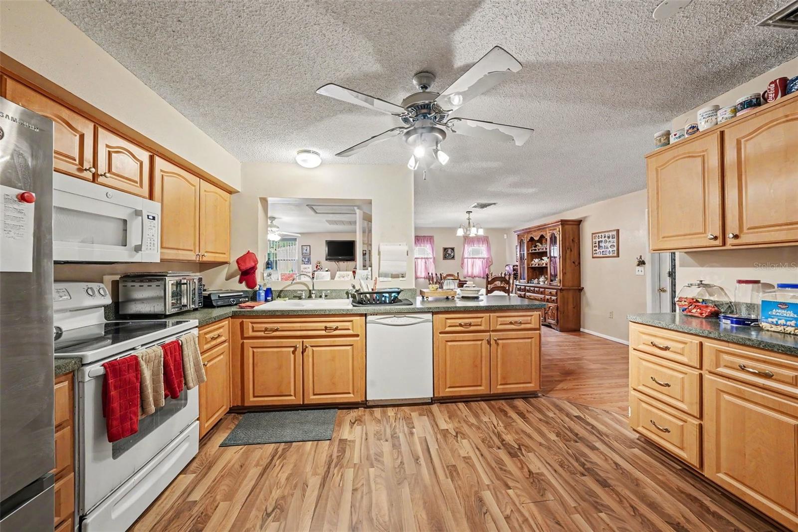 BEACON WOODS - Residential