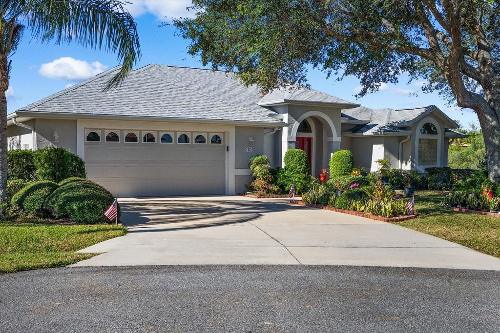 Photo of 43 Clarendon Court N, Palm Coast, FL 32137 (MLS # FC312543)