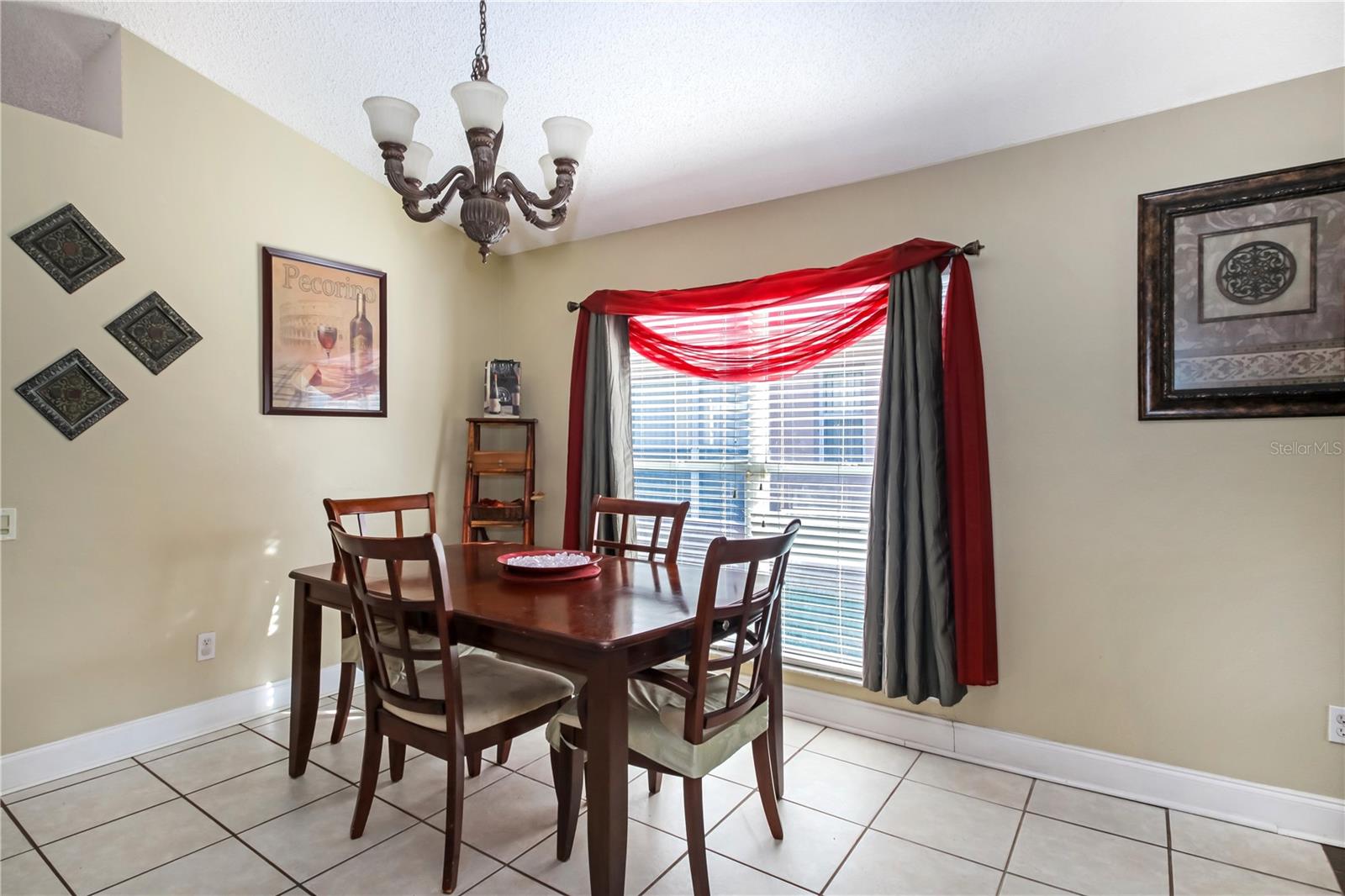 HIGHLANDS OF LAKE MARY - Residential