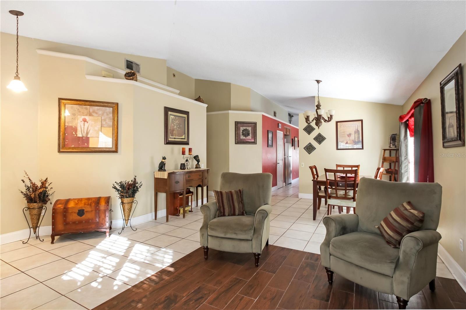 HIGHLANDS OF LAKE MARY - Residential