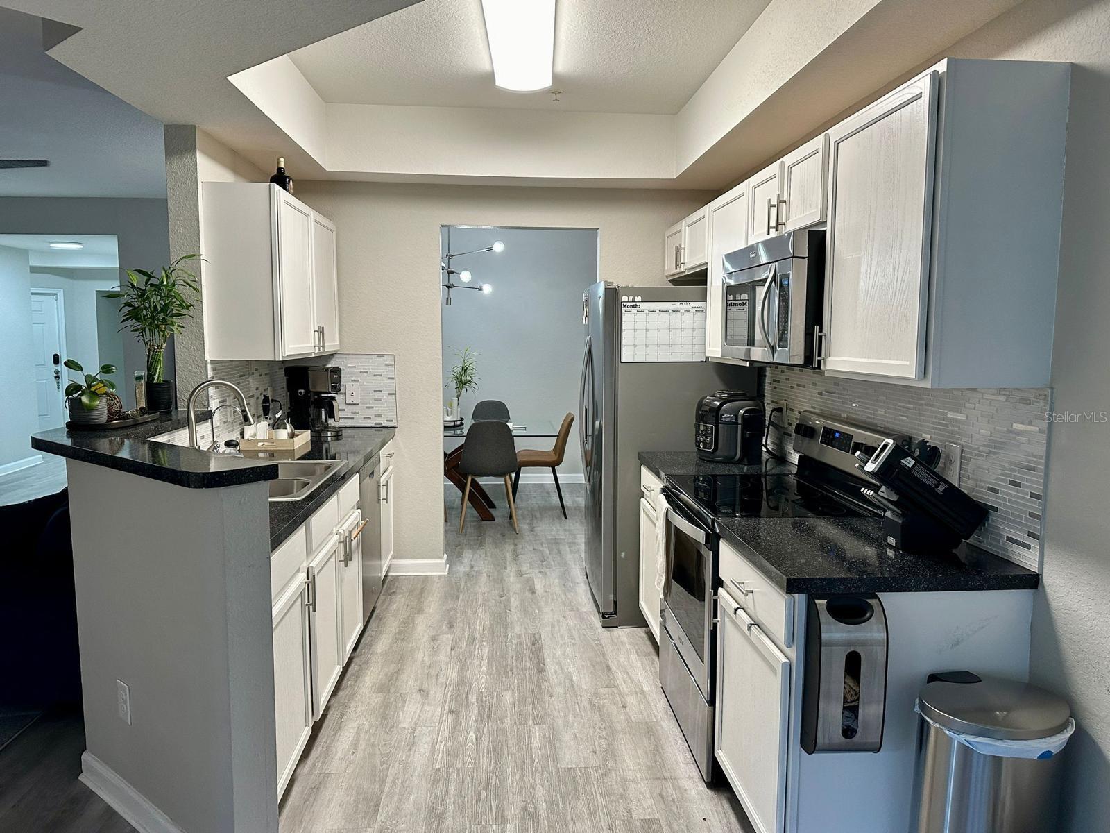 CARRIAGE HOMES/STONEBRIDGE COM - Residential