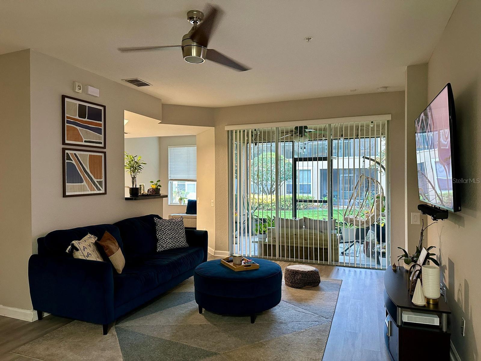 CARRIAGE HOMES/STONEBRIDGE COM - Residential