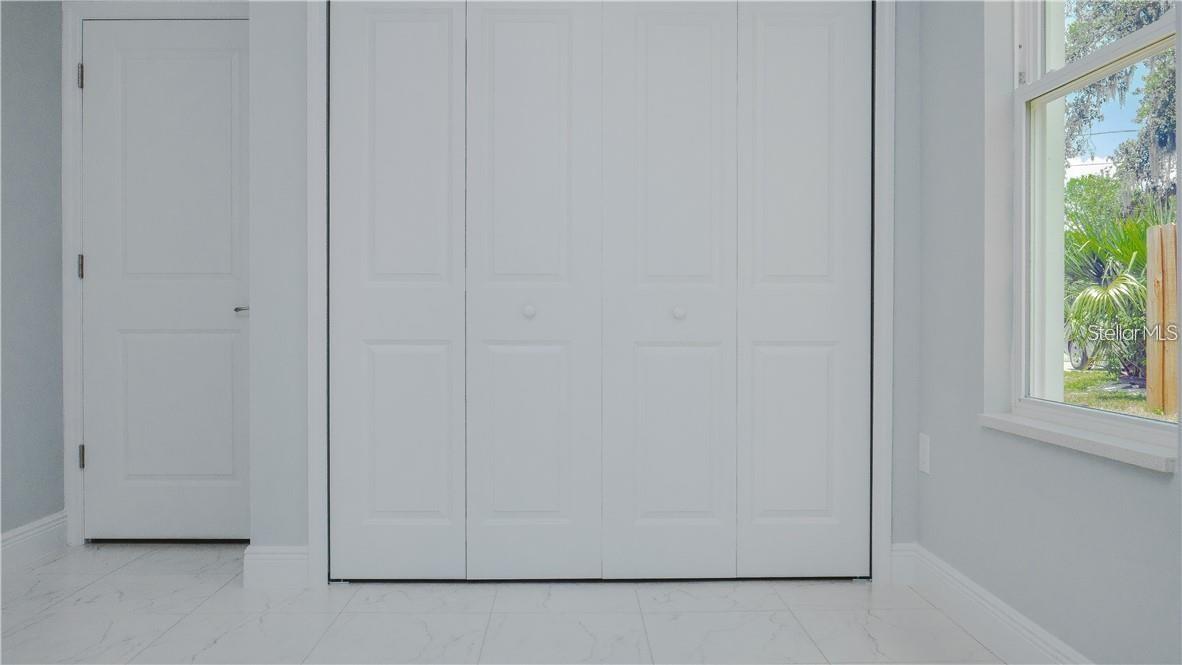 DELTONA LAKES UNIT 32 - Residential Lease