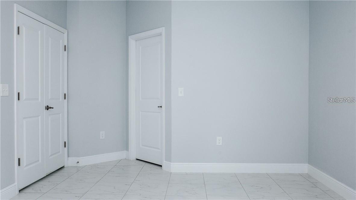 DELTONA LAKES UNIT 32 - Residential Lease