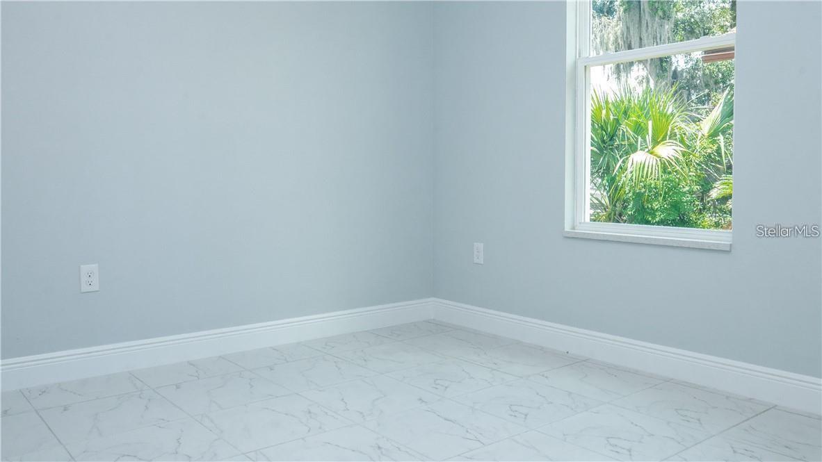 DELTONA LAKES UNIT 32 - Residential Lease