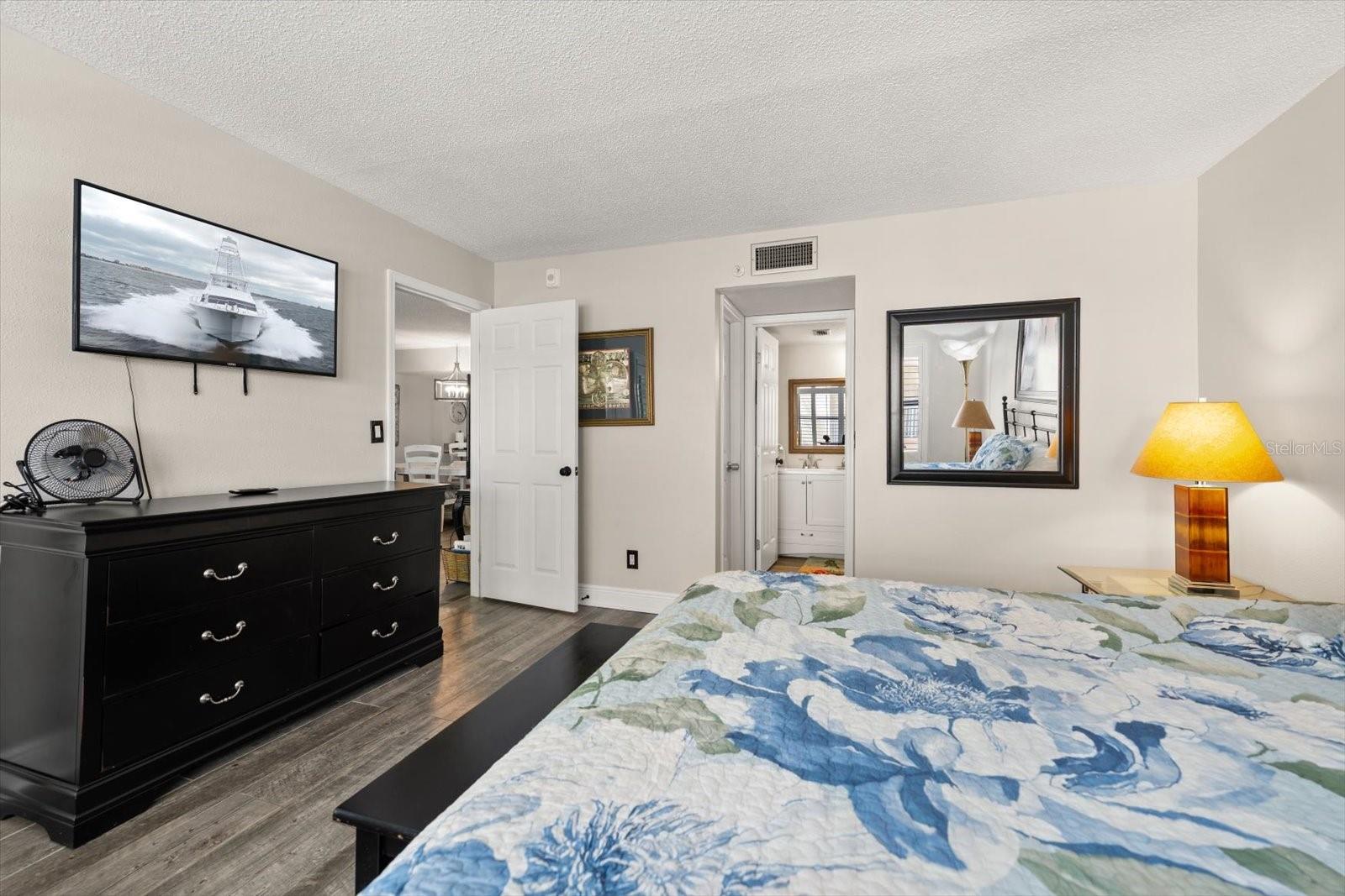 SANDY SHORES CONDO - Residential
