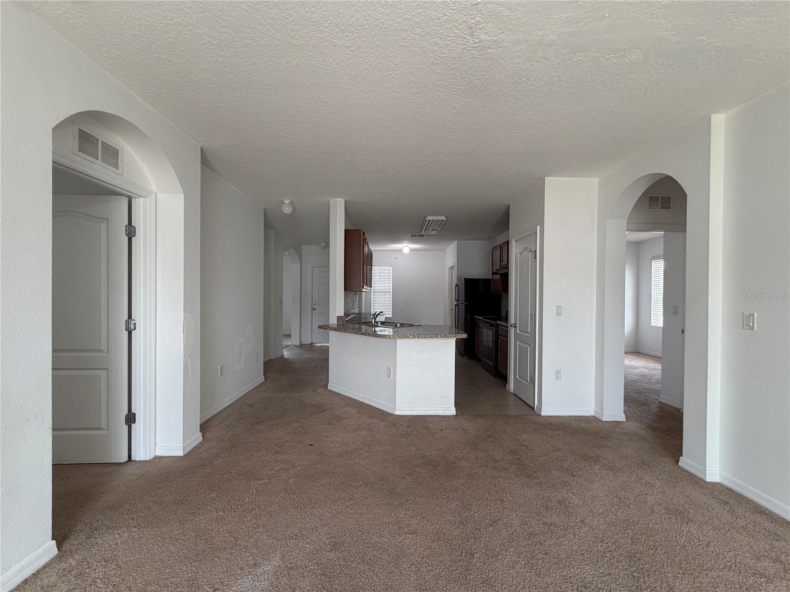 LAKESIDE LANDINGS PH 01 - Residential