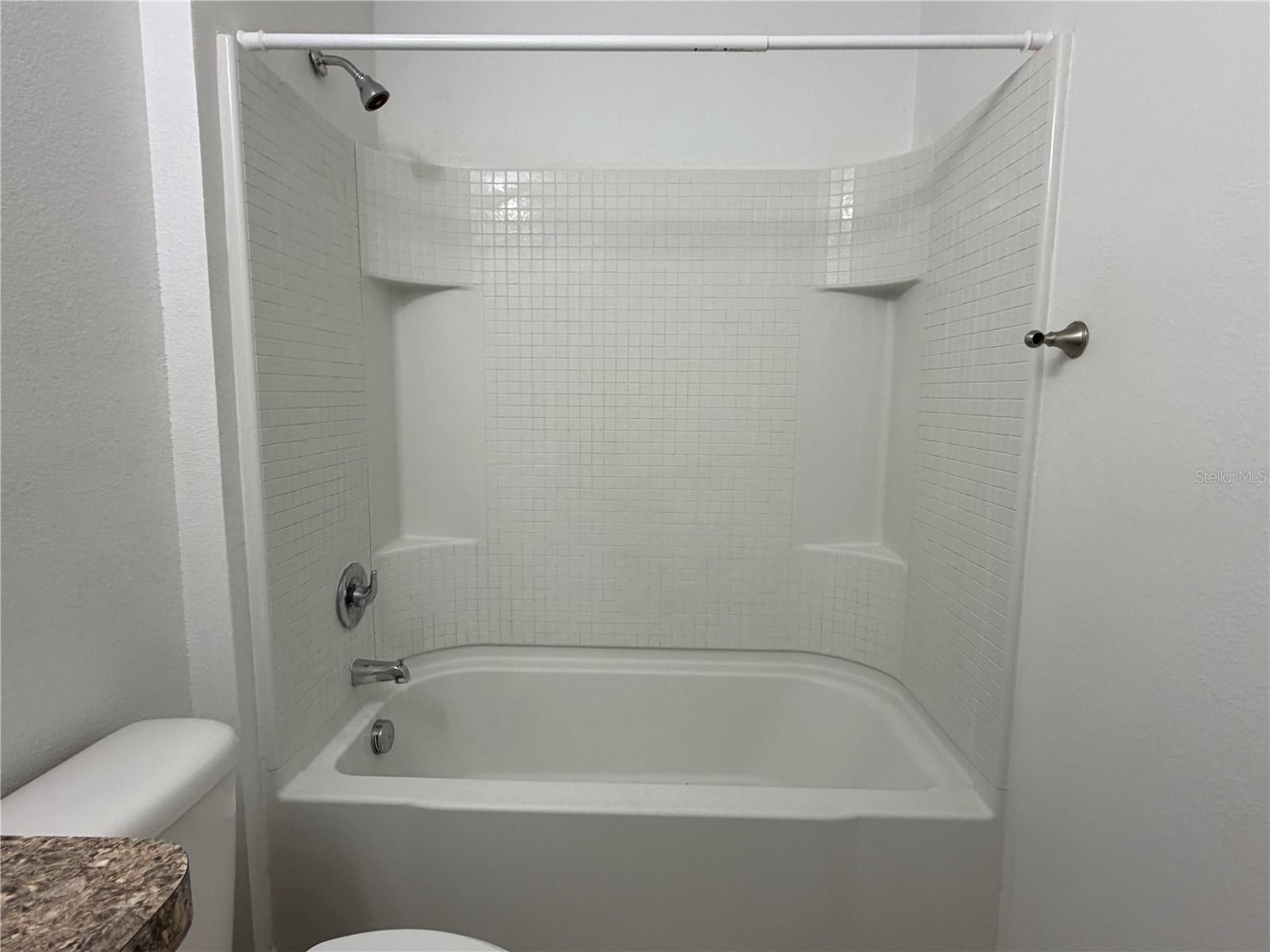 LAKESIDE LANDINGS PH 01 - Residential