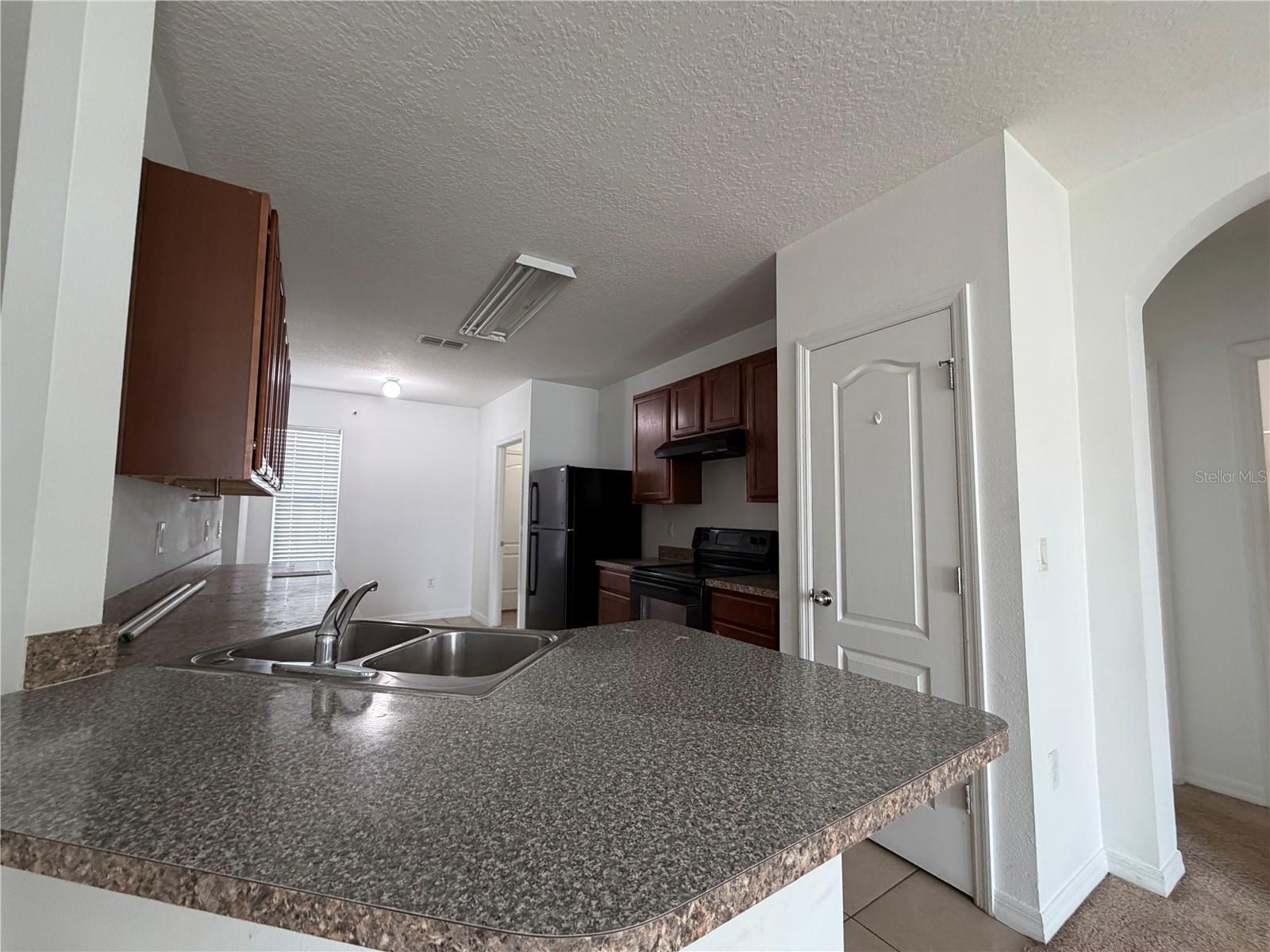 LAKESIDE LANDINGS PH 01 - Residential