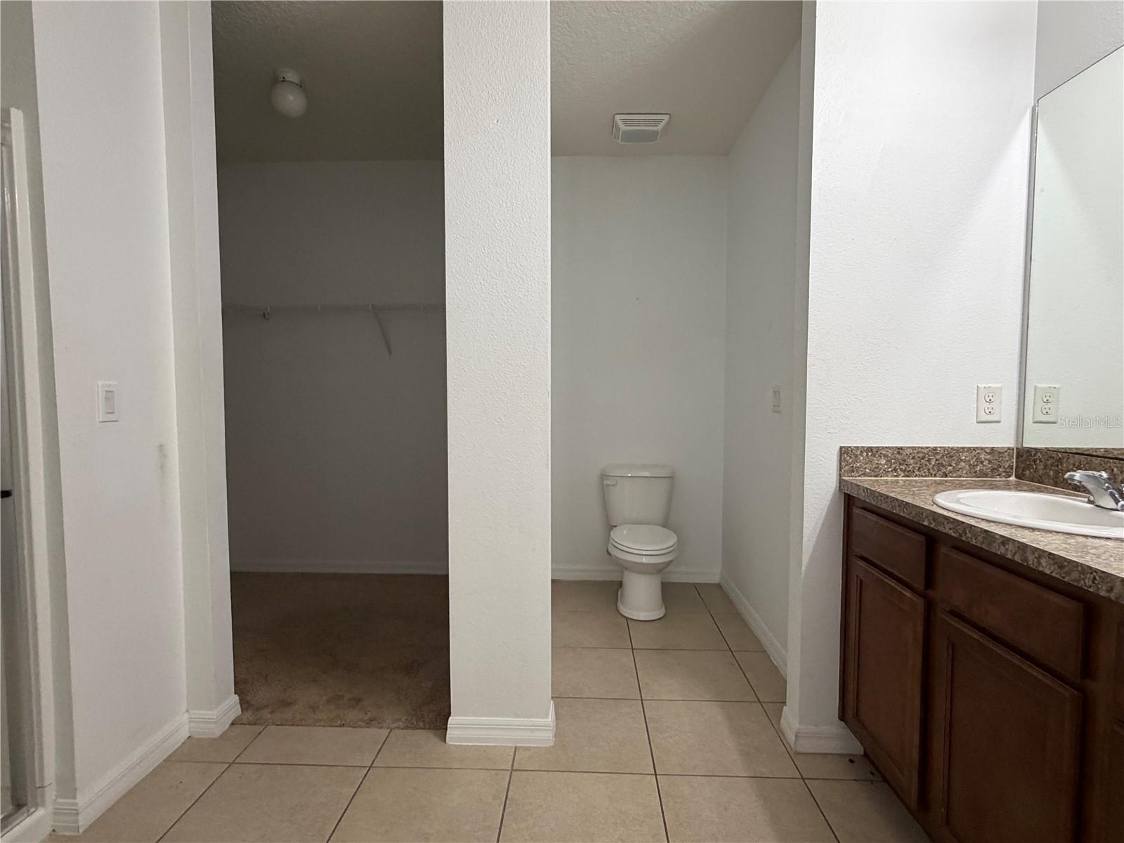 LAKESIDE LANDINGS PH 01 - Residential