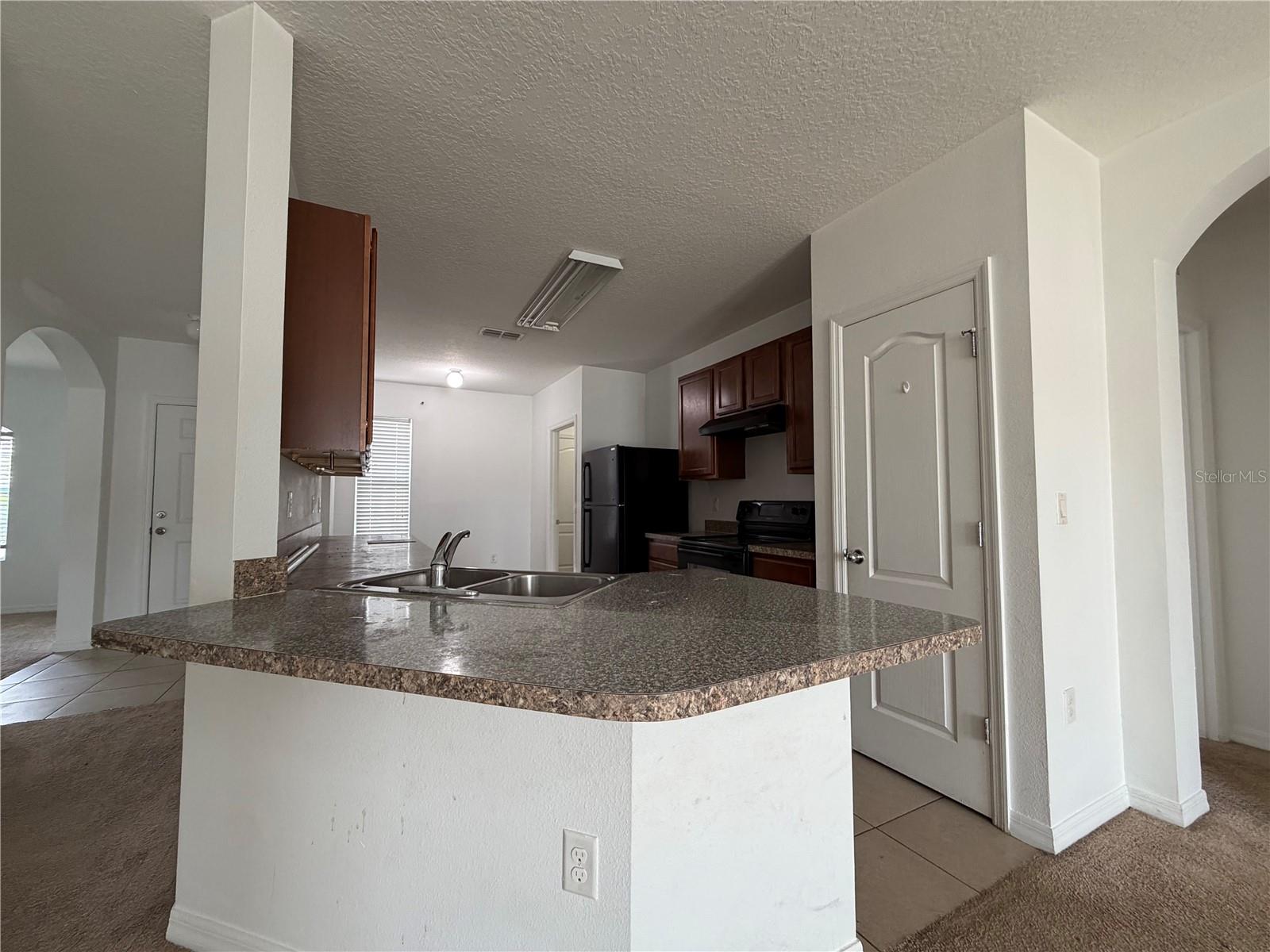 LAKESIDE LANDINGS PH 01 - Residential