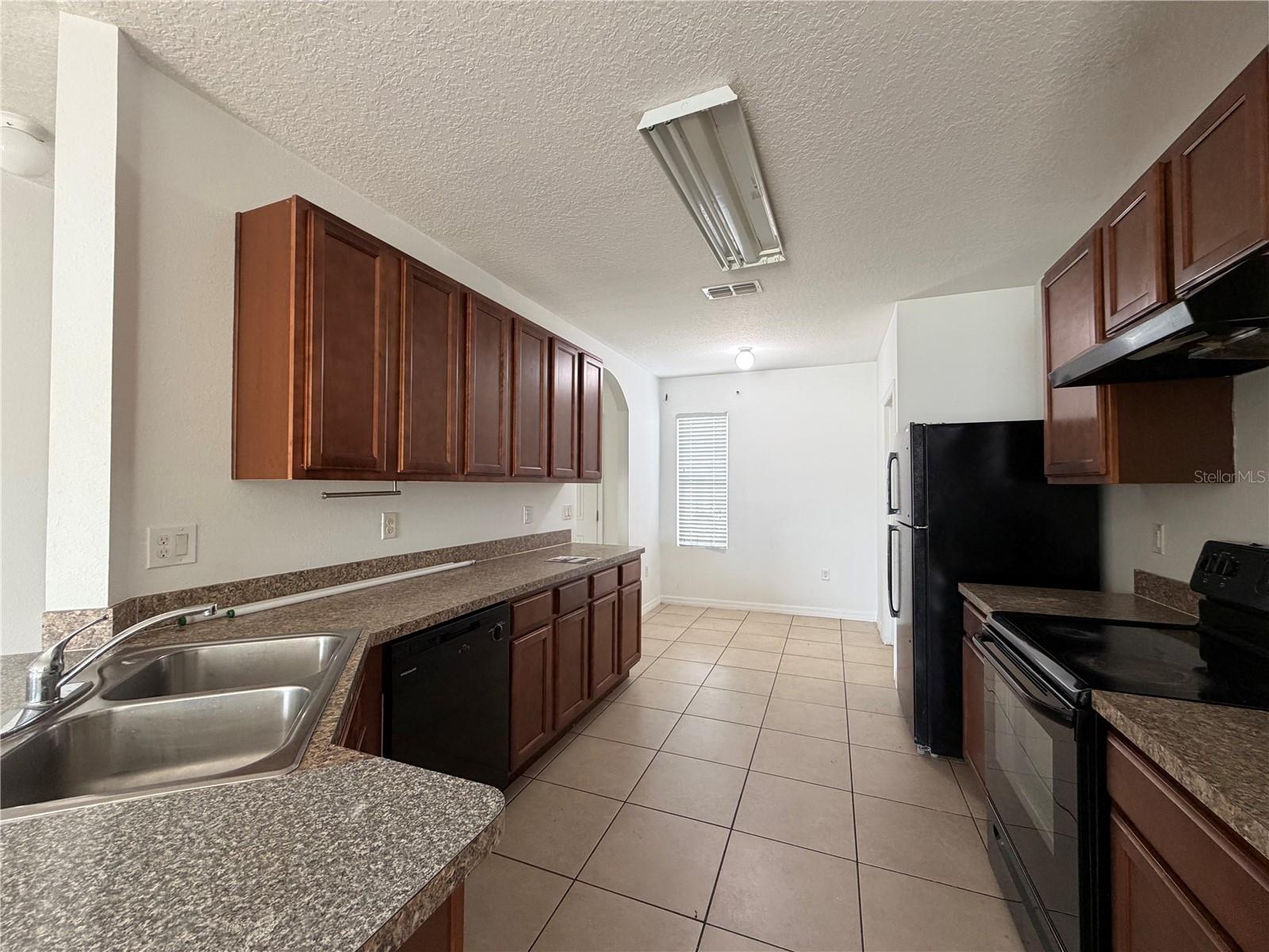 LAKESIDE LANDINGS PH 01 - Residential