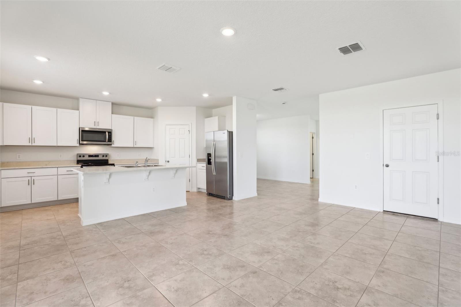 3257 VICEROY COURT