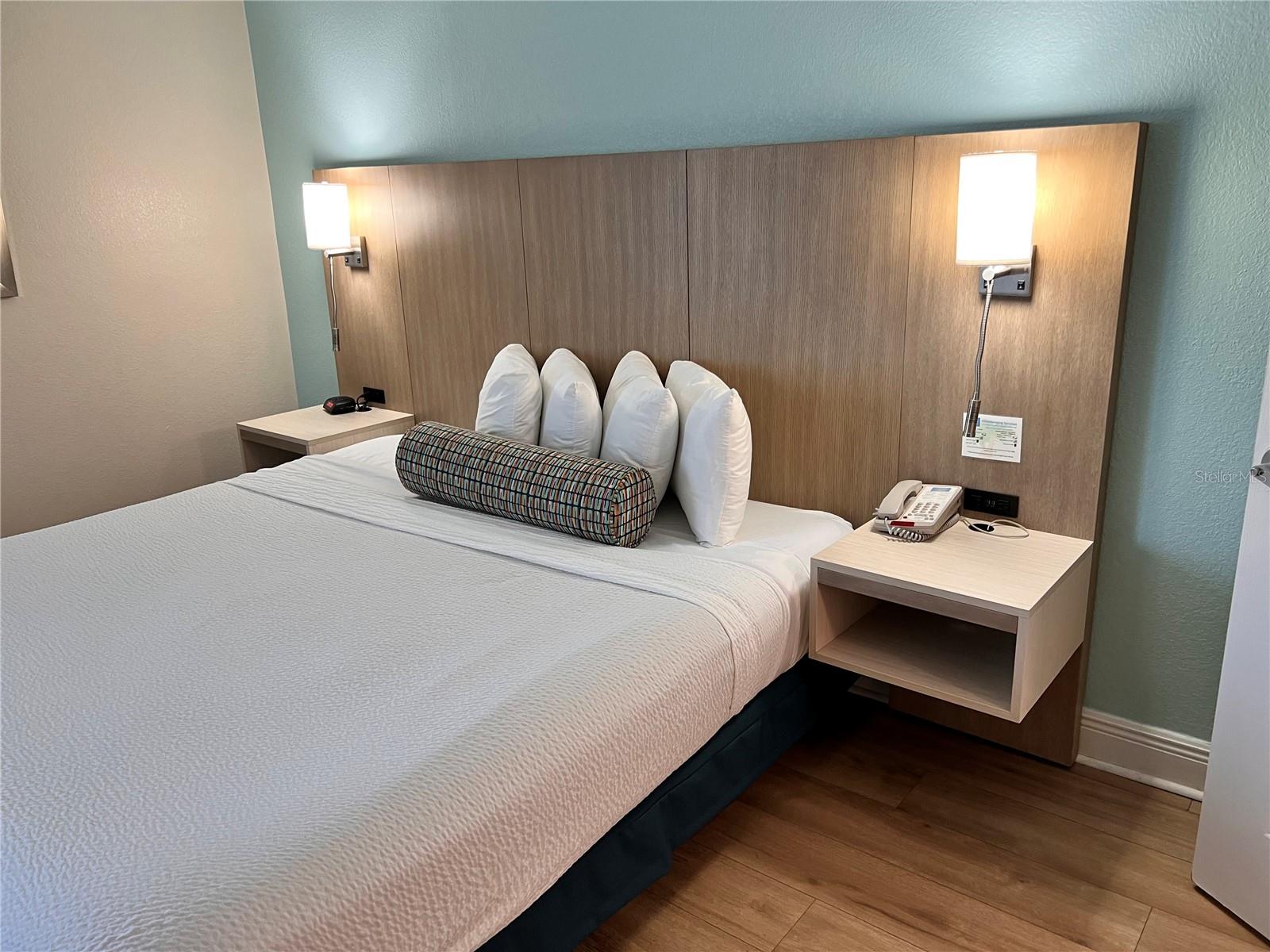 MERIDIAN PALMS COMM CONDO - Residential