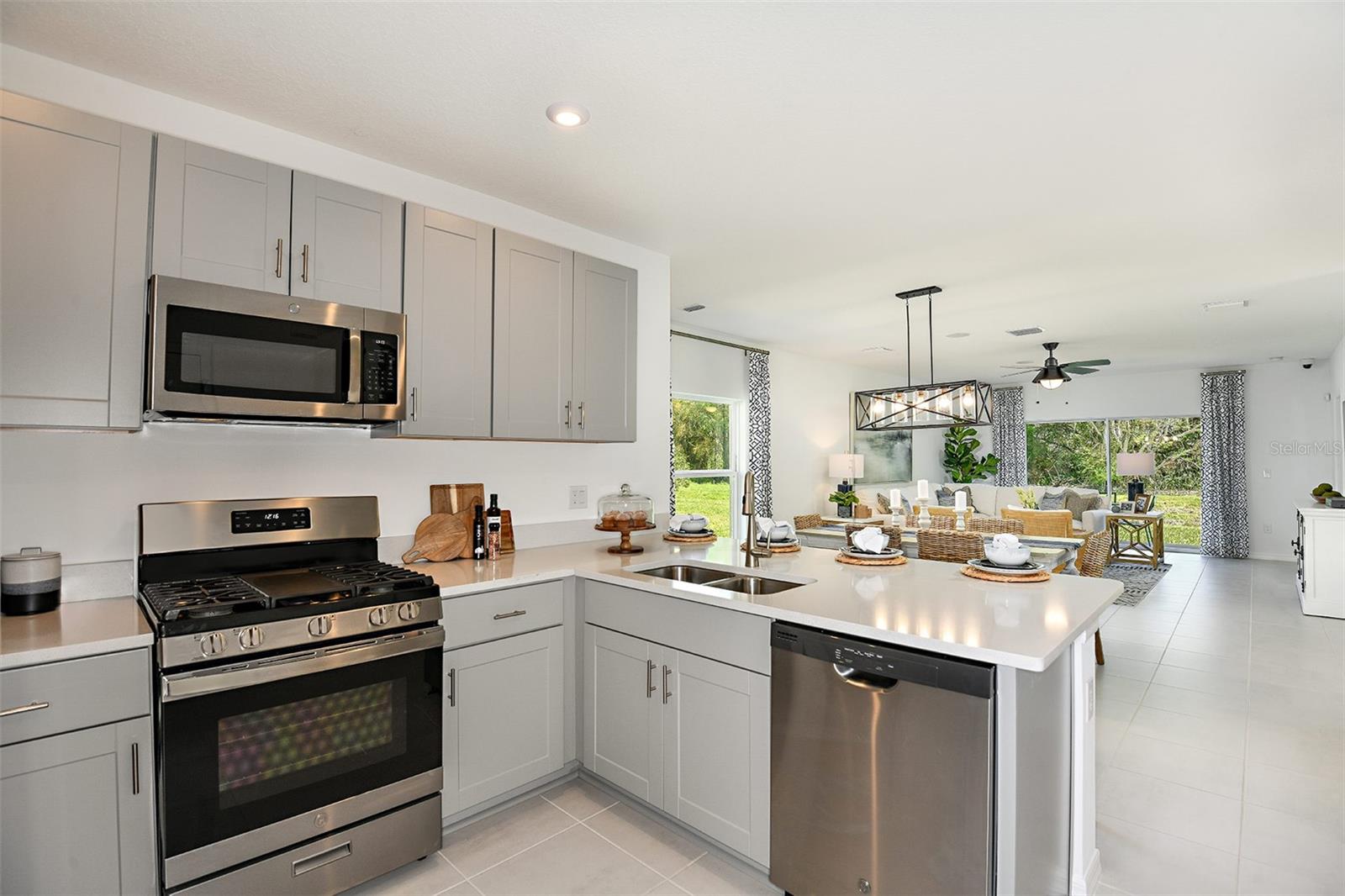 11330 FIELDSTONE DRIVE