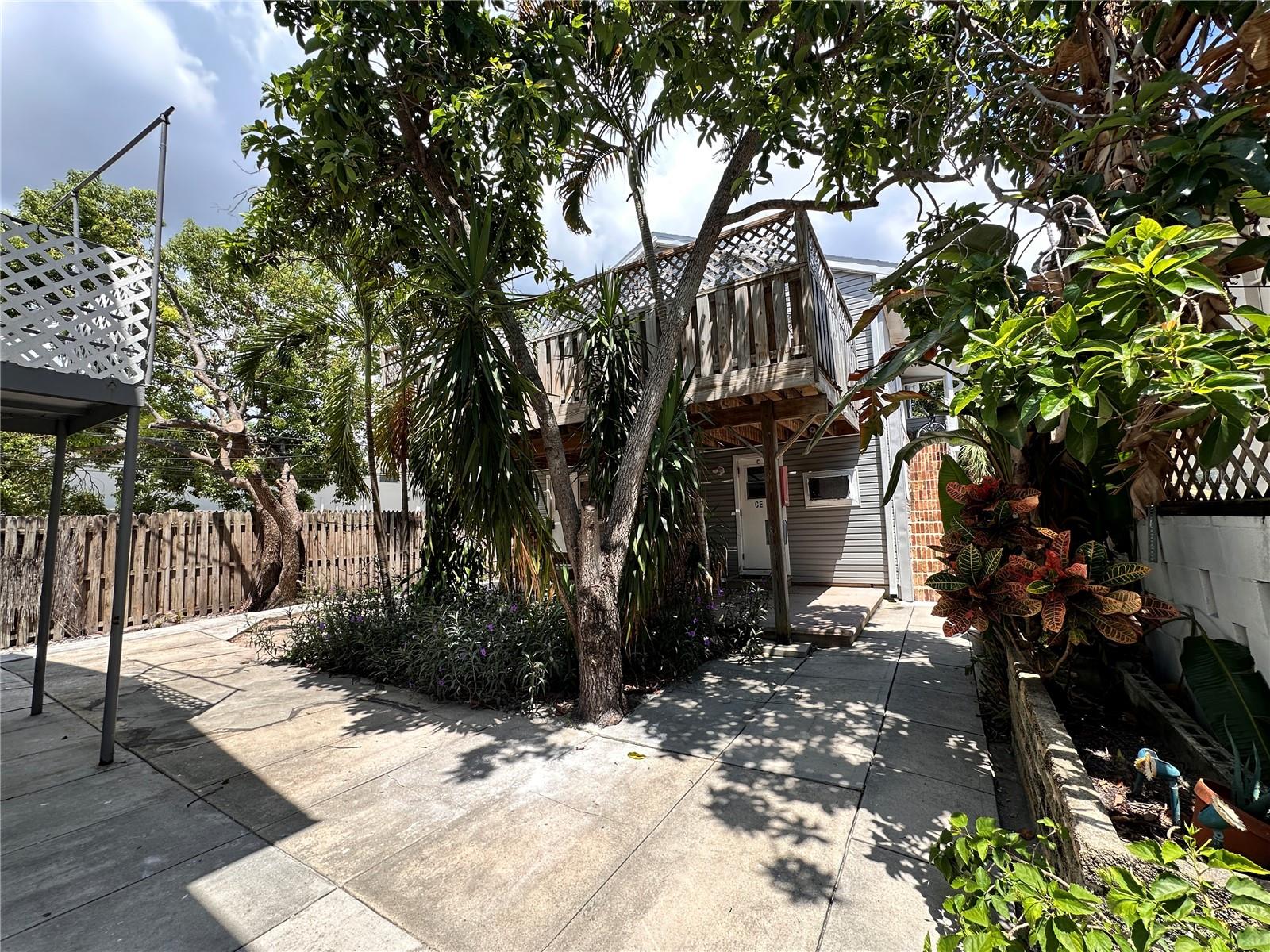 THORNTONS ADD - Residential Lease