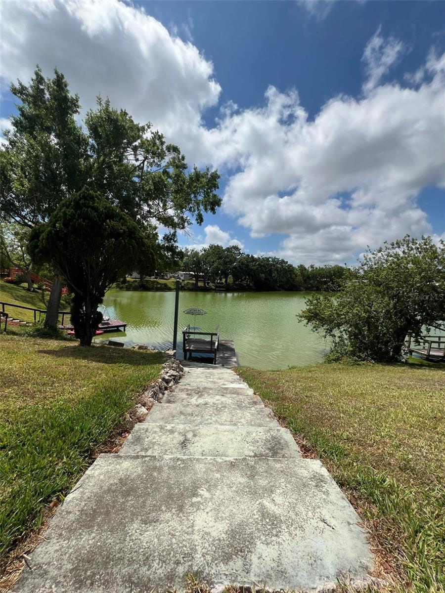 FLORAL LAKES - Residential