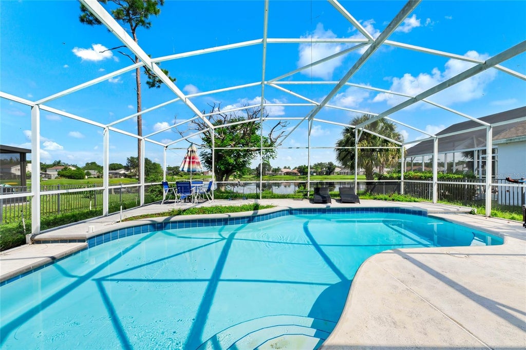 Photo of 2619 Heron Landing Court, Orlando, FL 32837 (MLS # O6437799)