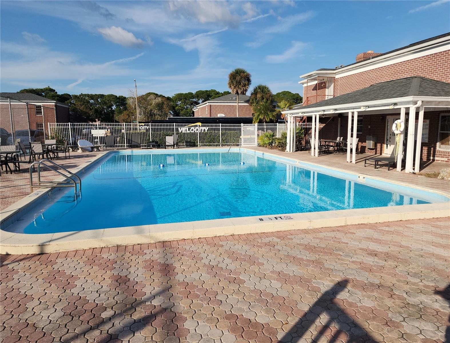 JAMESTOWN CONDO - Residential