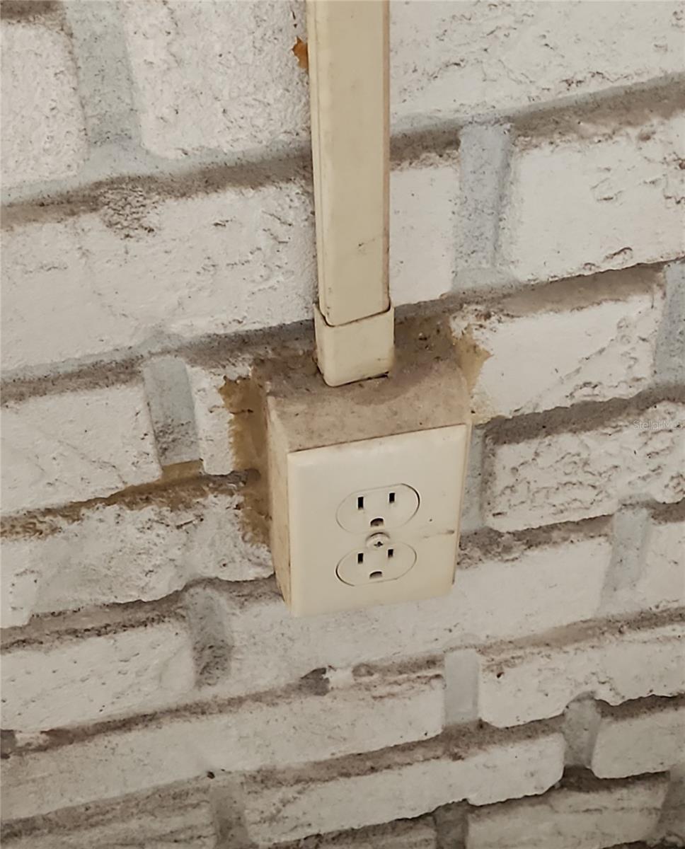 JAMESTOWN CONDO - Residential