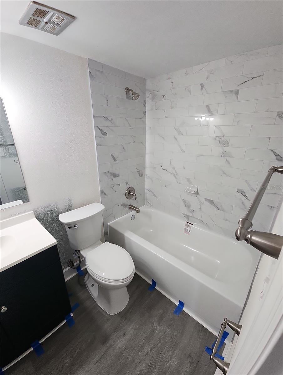 JAMESTOWN CONDO - Residential