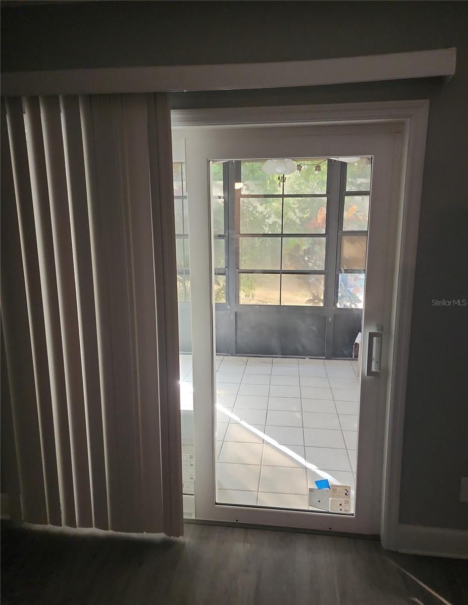 JAMESTOWN CONDO - Residential