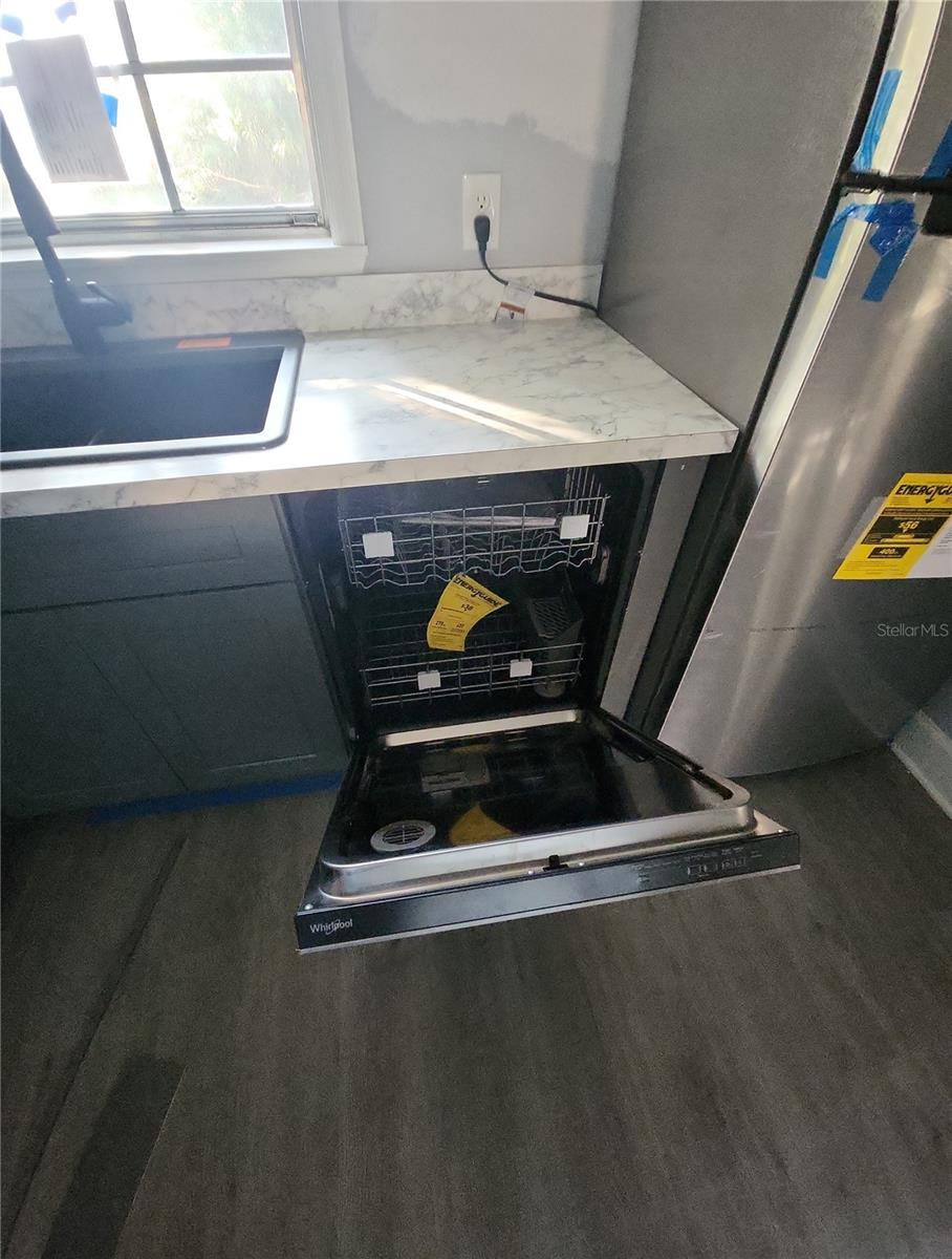 JAMESTOWN CONDO - Residential