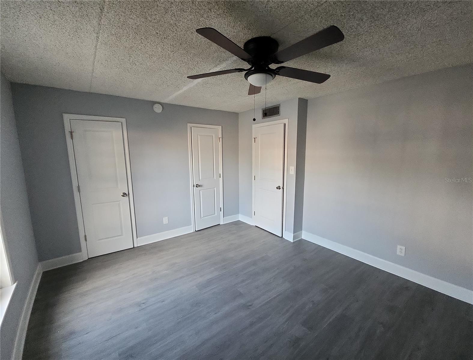 JAMESTOWN CONDO - Residential