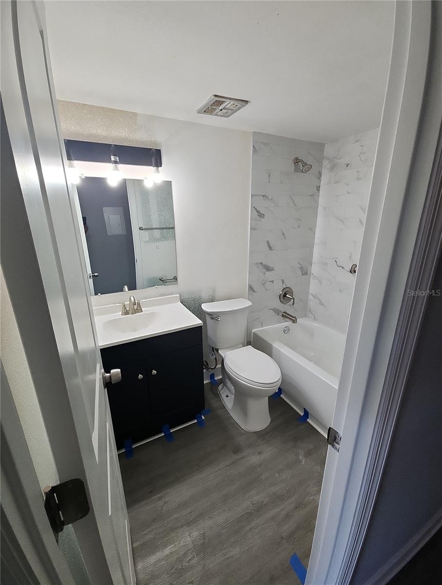 JAMESTOWN CONDO - Residential