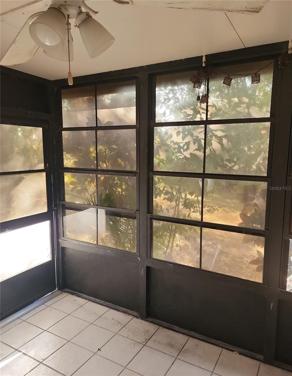 JAMESTOWN CONDO - Residential