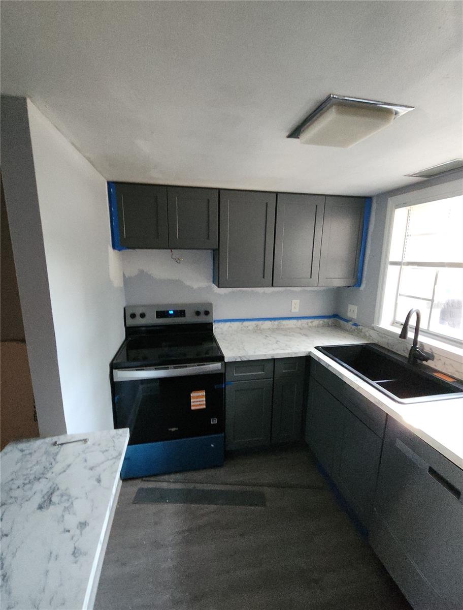 JAMESTOWN CONDO - Residential