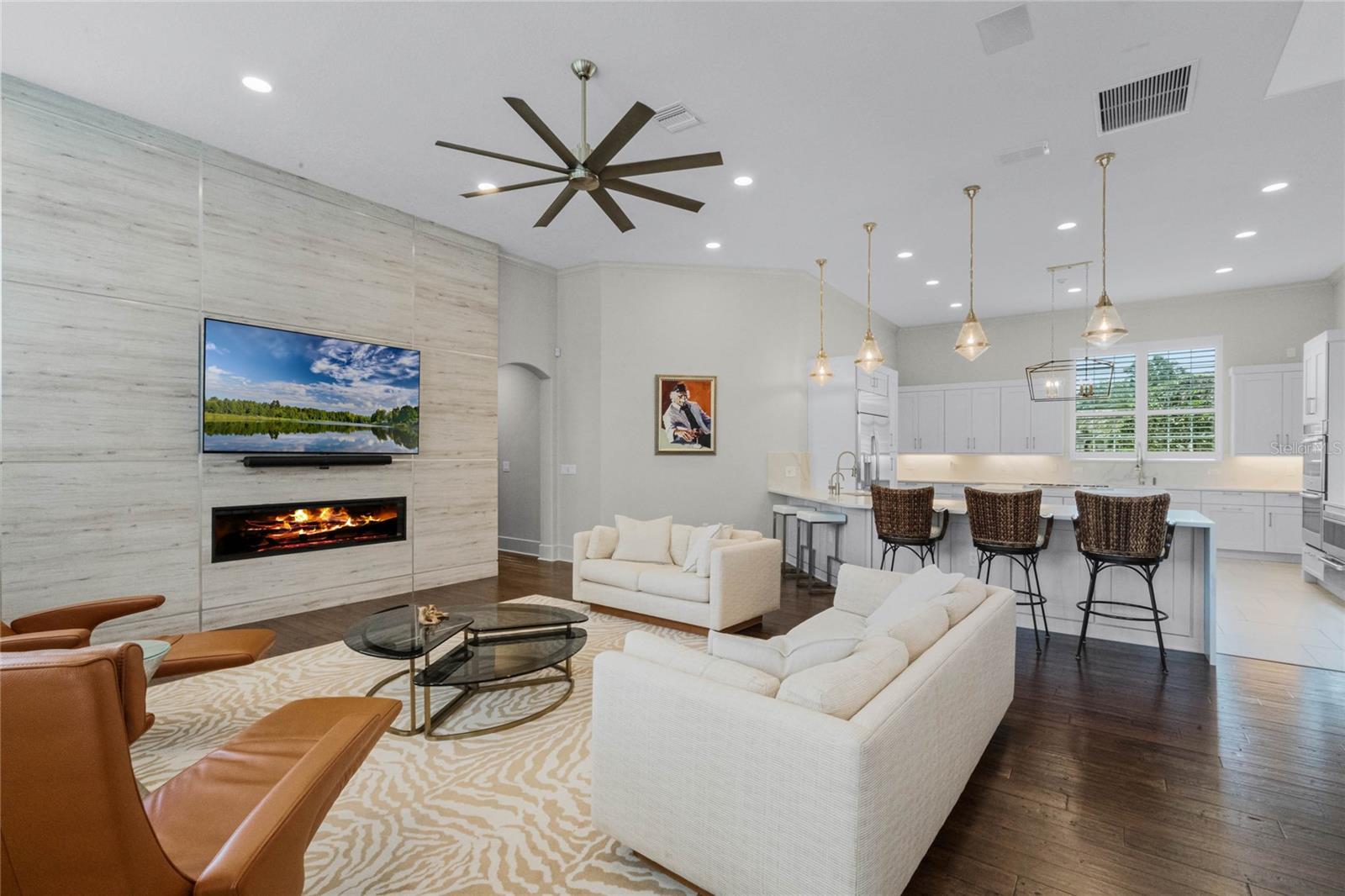 HEATHROW WOODS,HEATHROW - Residential