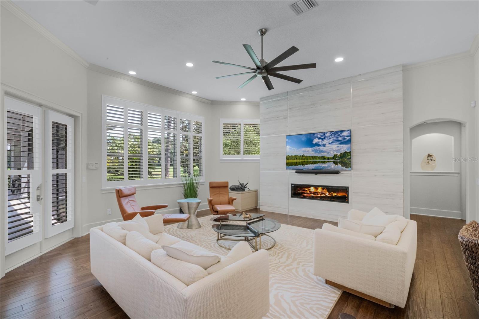 HEATHROW WOODS,HEATHROW - Residential