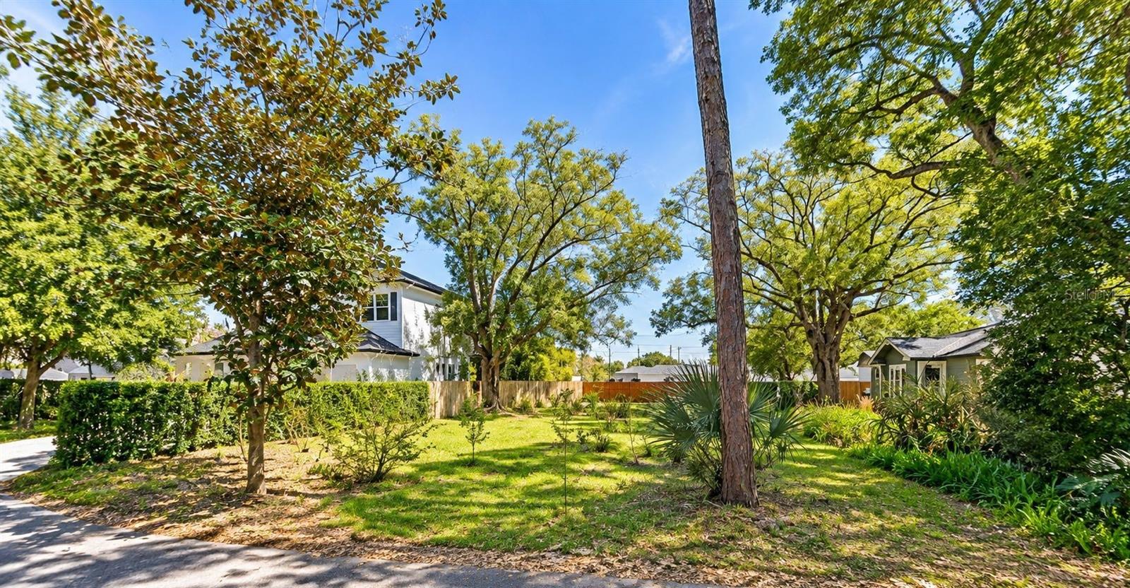3509 PINETREE ROAD