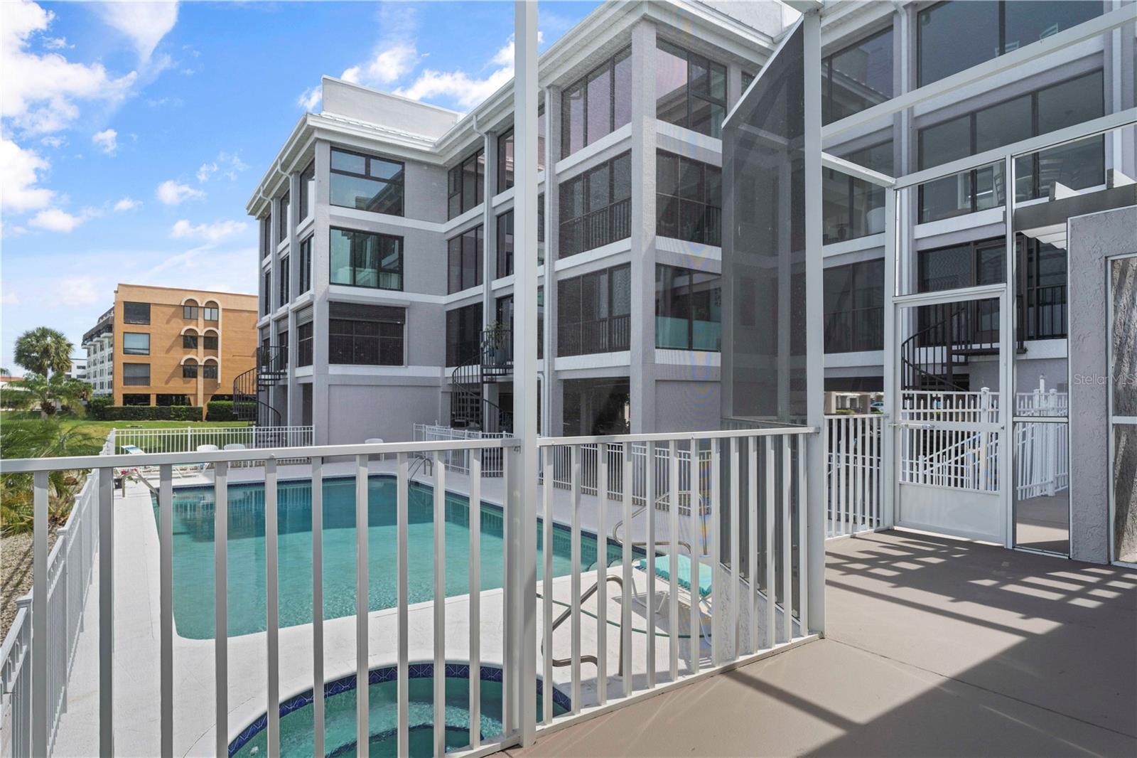 CHAMPAGNE ESTATES PH 01 BLDG 0 - Residential