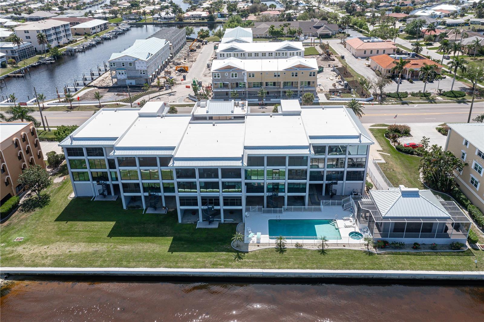 CHAMPAGNE ESTATES PH 01 BLDG 0 - Residential